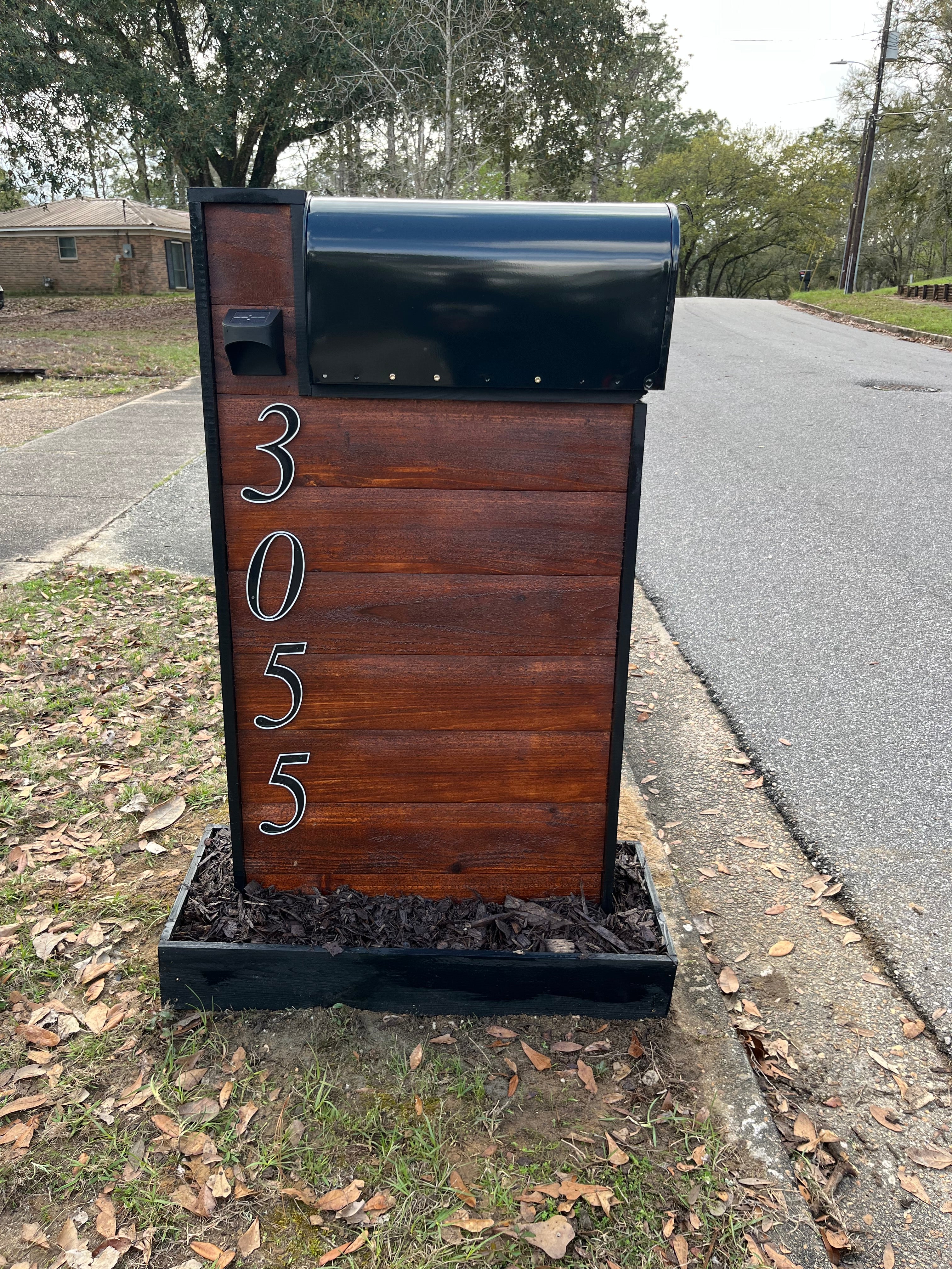 The Large Cedar Box- Canyon Brown